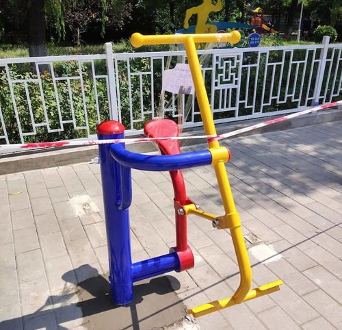 健身器材 更新?lián)Q代 ,居民又可以安心鍛煉啦