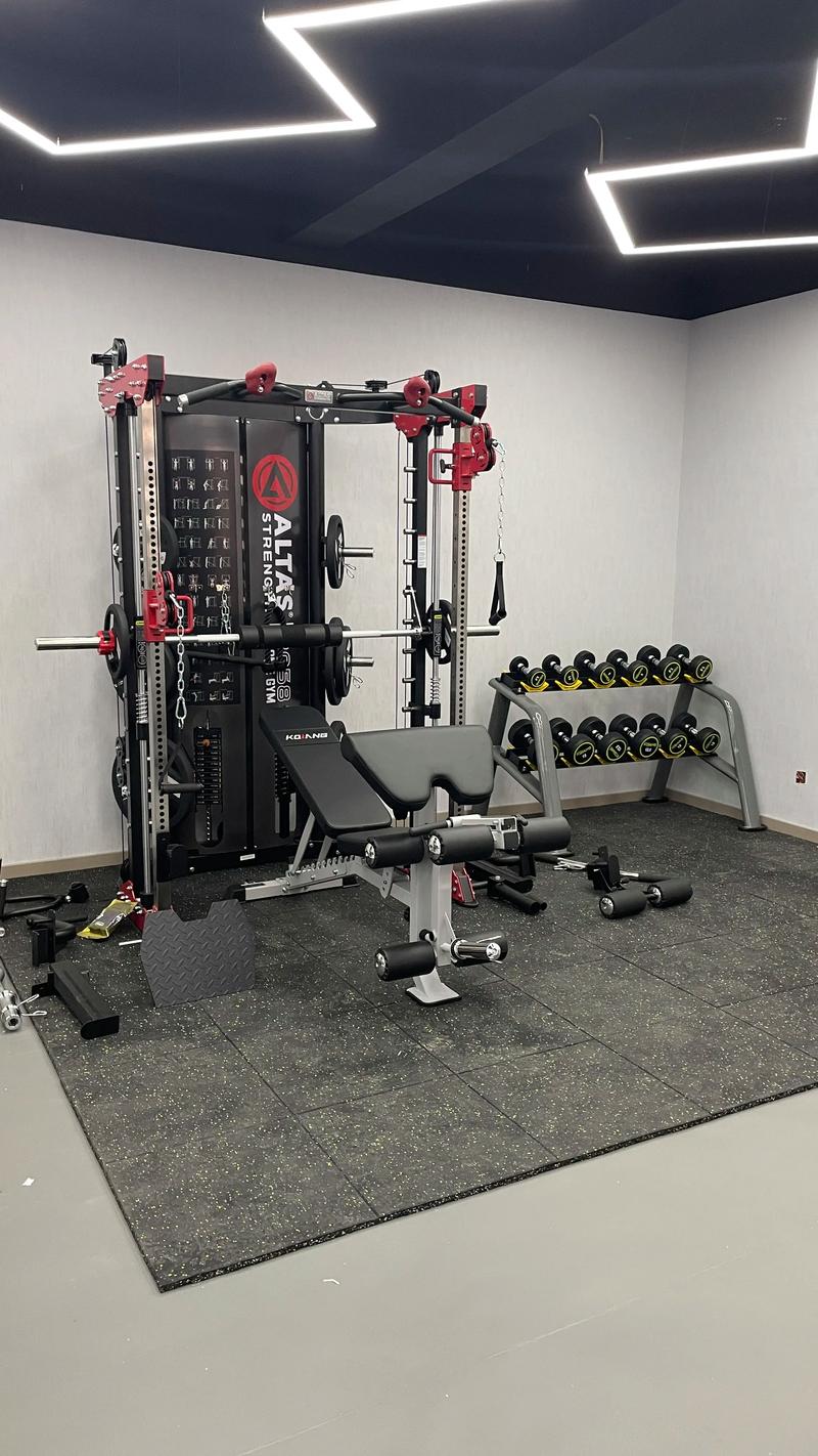 鞍山專業(yè)運(yùn)動隊健身房 專業(yè)器材助力運(yùn)動員卓越表現(xiàn)